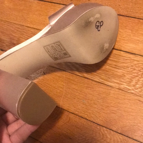 ALDO Satin Chunky Heel - Picture 4 of 5